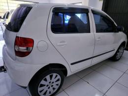 VOLKSWAGEN - FOX - 2005/2006 - Branca - R$ 28.900,00