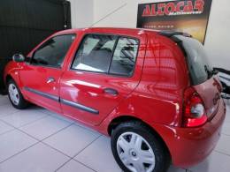 RENAULT - CLIO - 2010/2011 - Vermelha - R$ 25.900,00