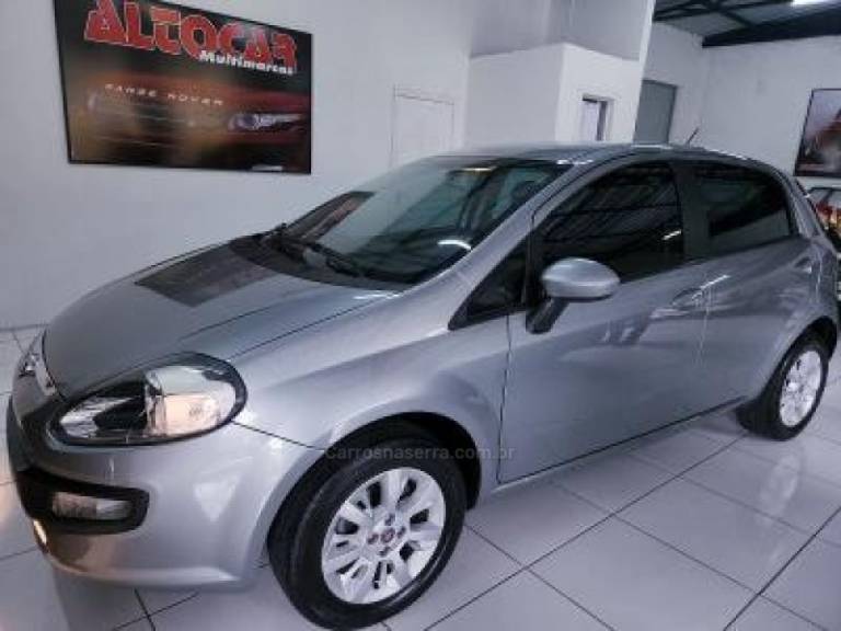 FIAT - PUNTO - 2012/2013 - Cinza - R$ 41.900,00