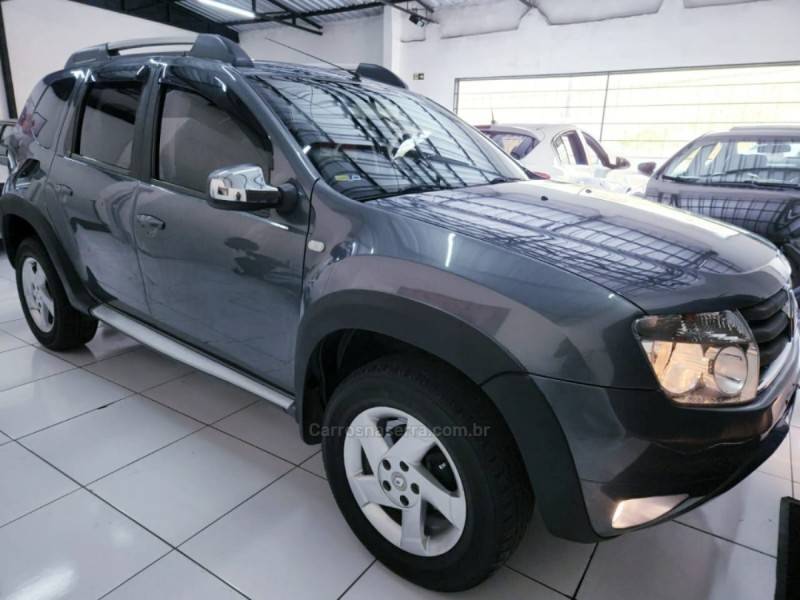 RENAULT - DUSTER - 2014/2015 - Cinza - R$ 57.900,00