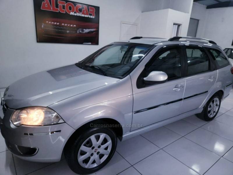 FIAT - PALIO - 2012/2013 - Prata - R$ 41.900,00