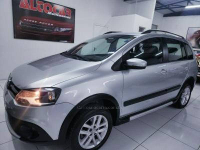 VOLKSWAGEN - SPACE CROSS - 2013/2014 - Prata - R$ 54.900,00