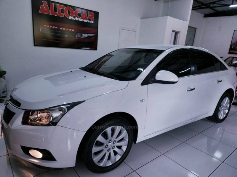 CHEVROLET - CRUZE - 2013/2014 - Branca - R$ 67.900,00